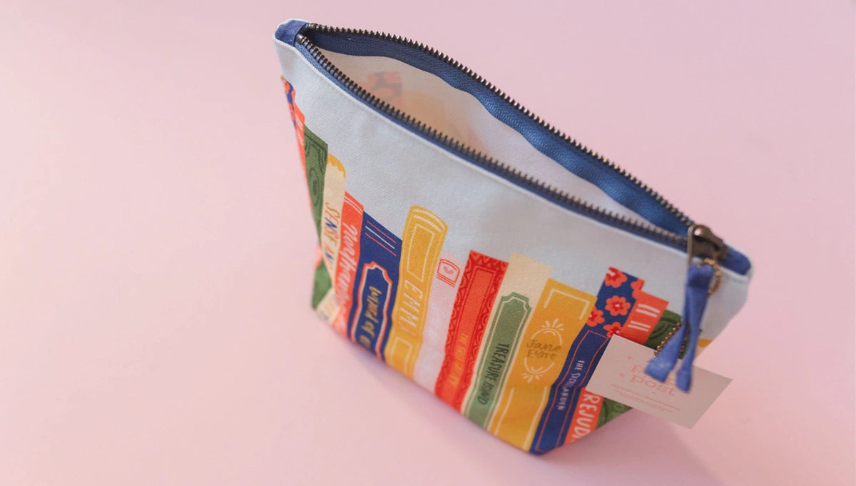 Pippi Post, Books Canvas Pouch