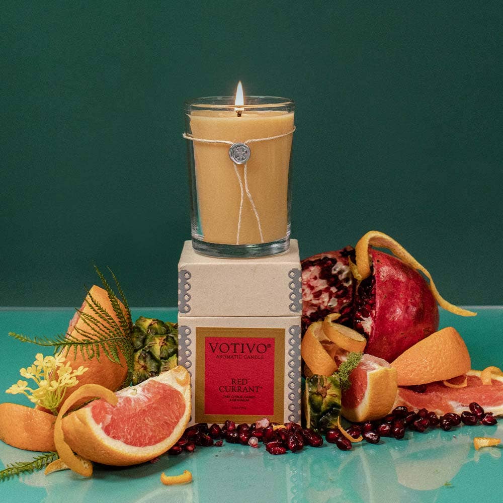 Votivo - Red Currant 6.8 oz Aromatic Candle