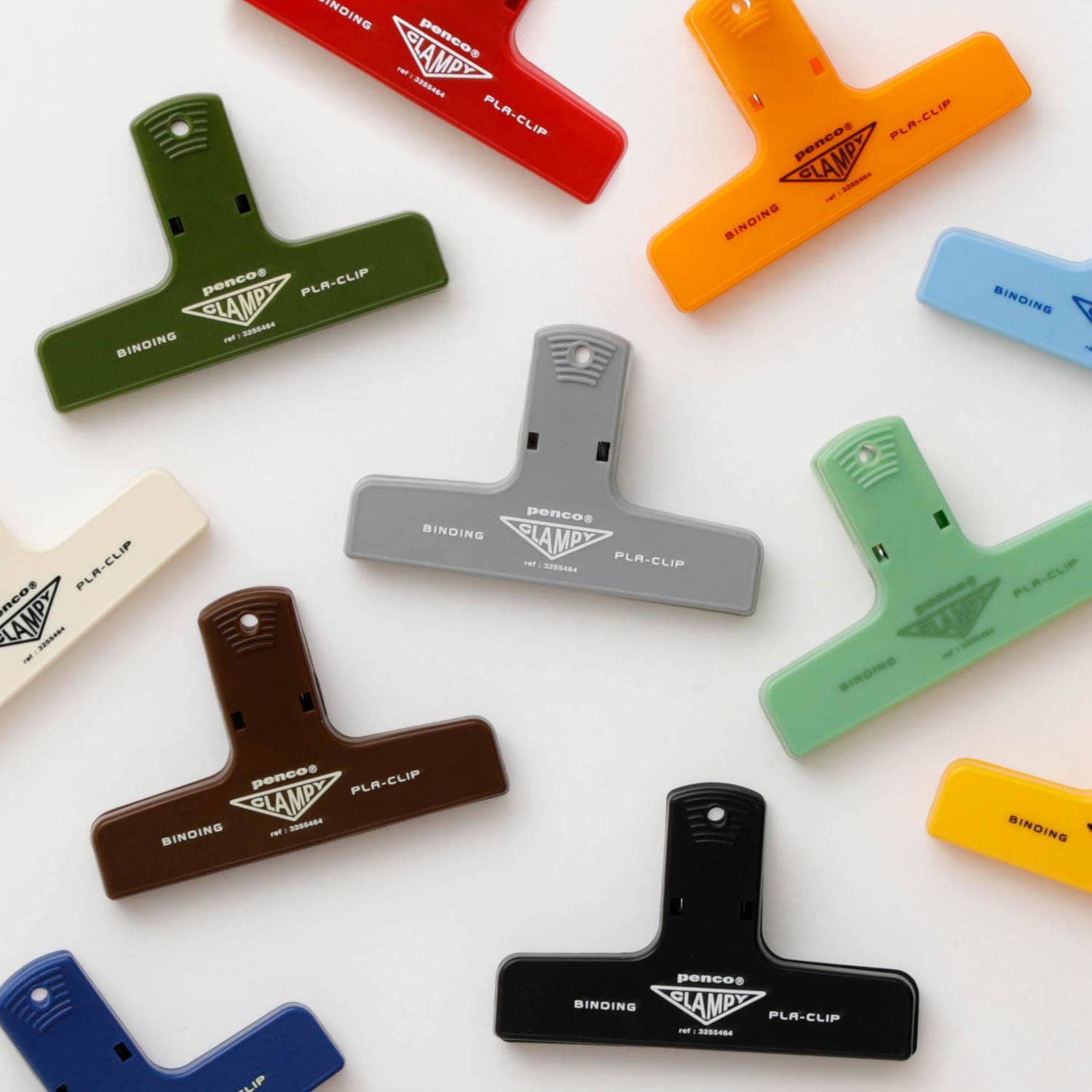 Hightide USA - Plastic Clip: Clear Red