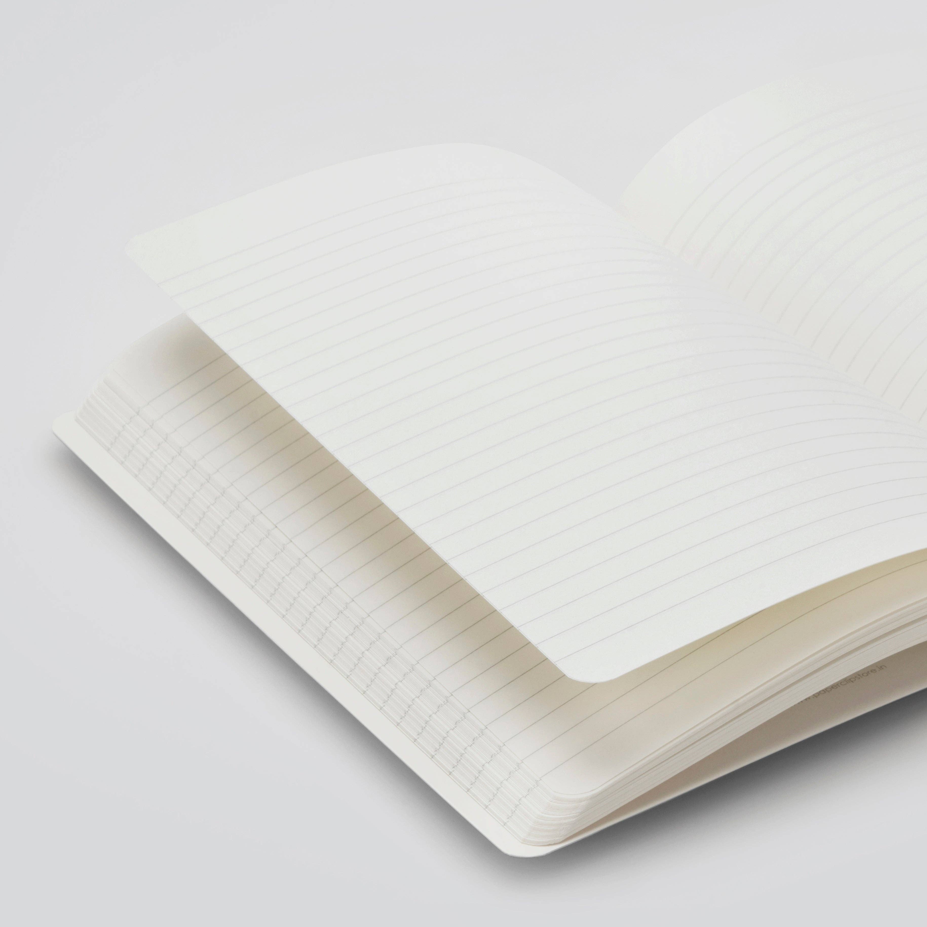 myPAPERCLIP - Executive Series Notebook - M (With Back Pocket): Ruled / Black