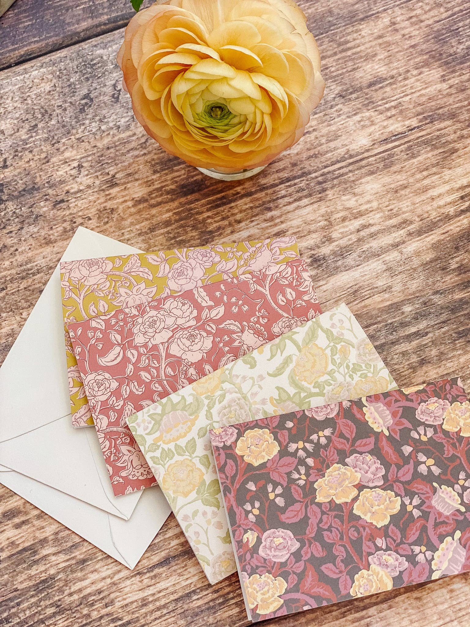 re:mused studio - The English Rose Folded Mini Card Set of 8