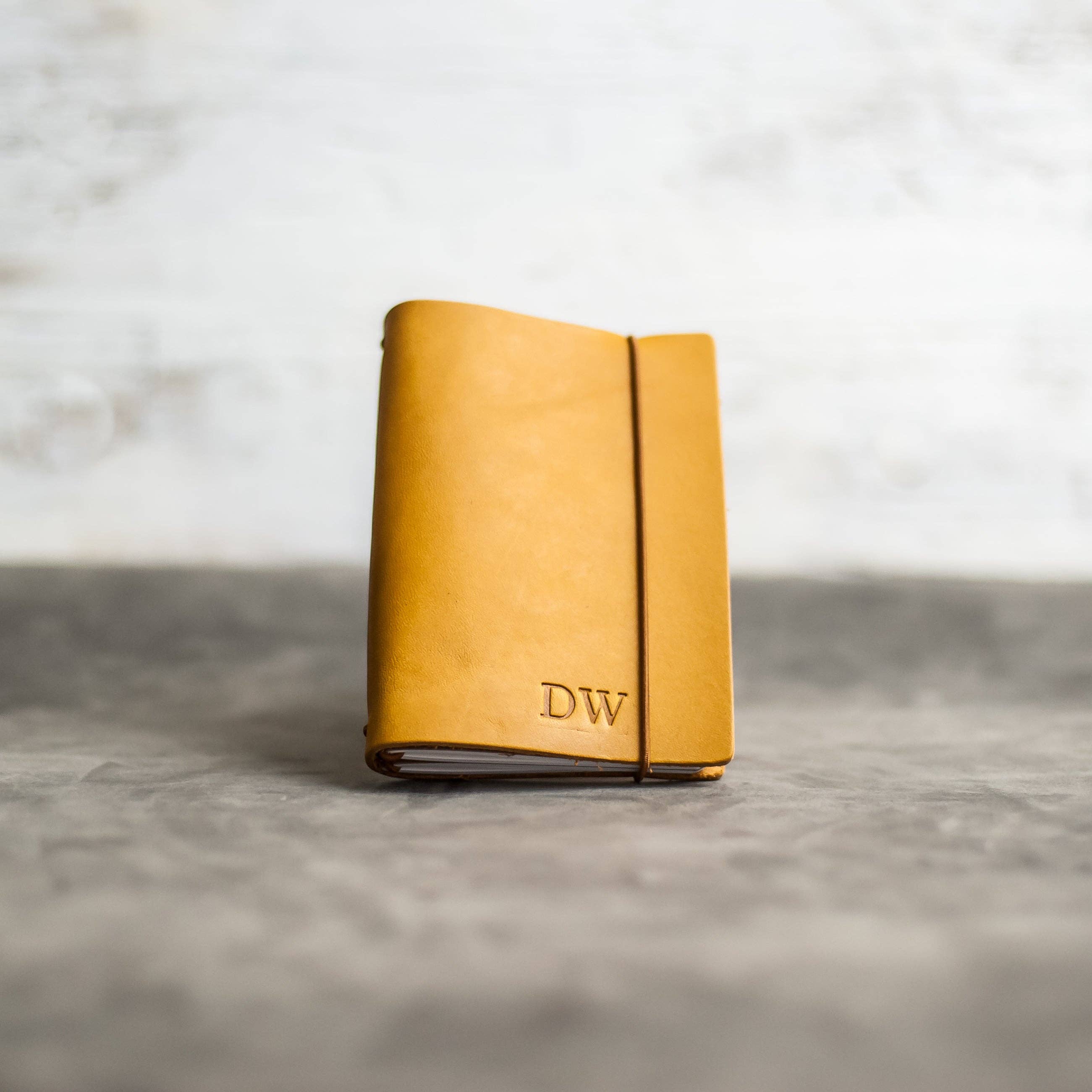 Ox & Pine - Refillable Leather Pocket Journal with Elastic Closure: Black / Lined Paper