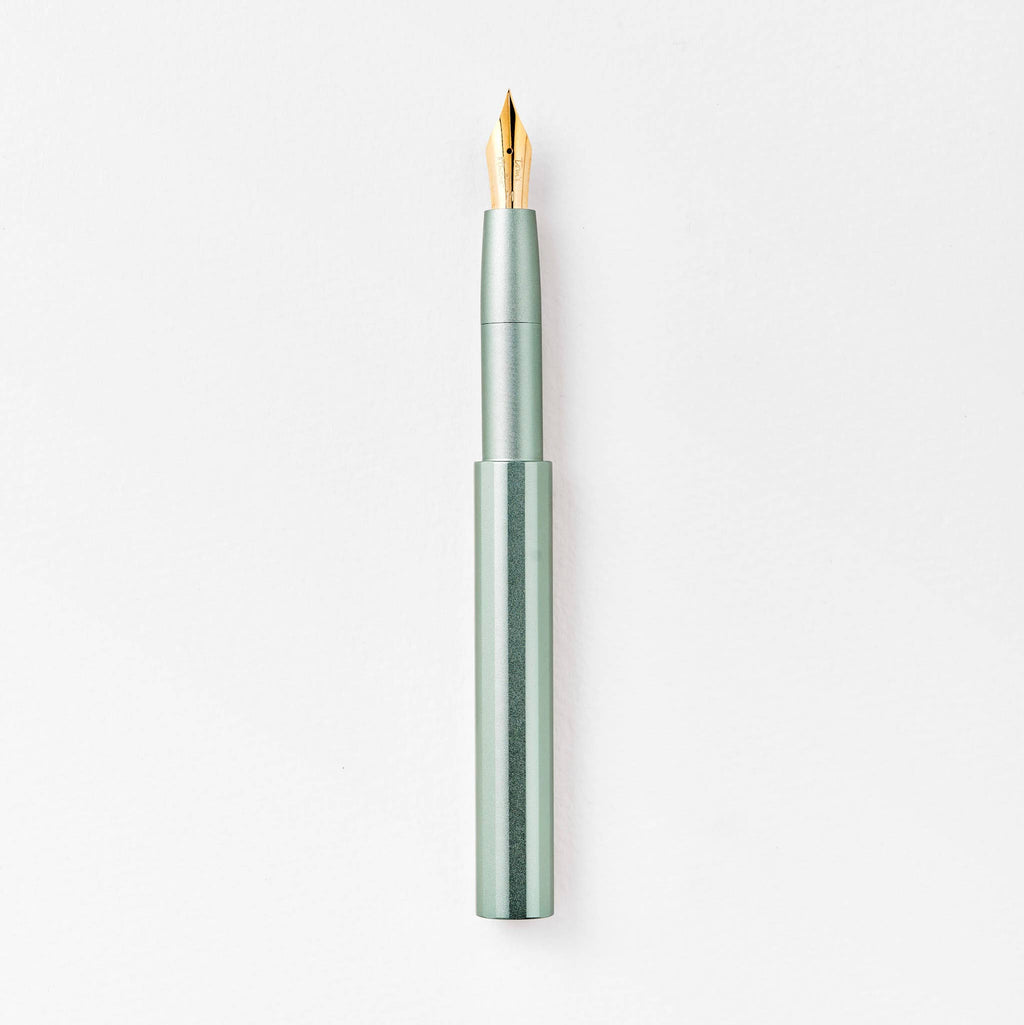 Tom's Studio - The Studio Pocket Fountain Pen 2.0: Iris / Architect (+£5)