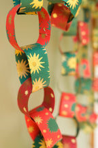 East End Press - FESTIVE PAPER CHAIN KIT