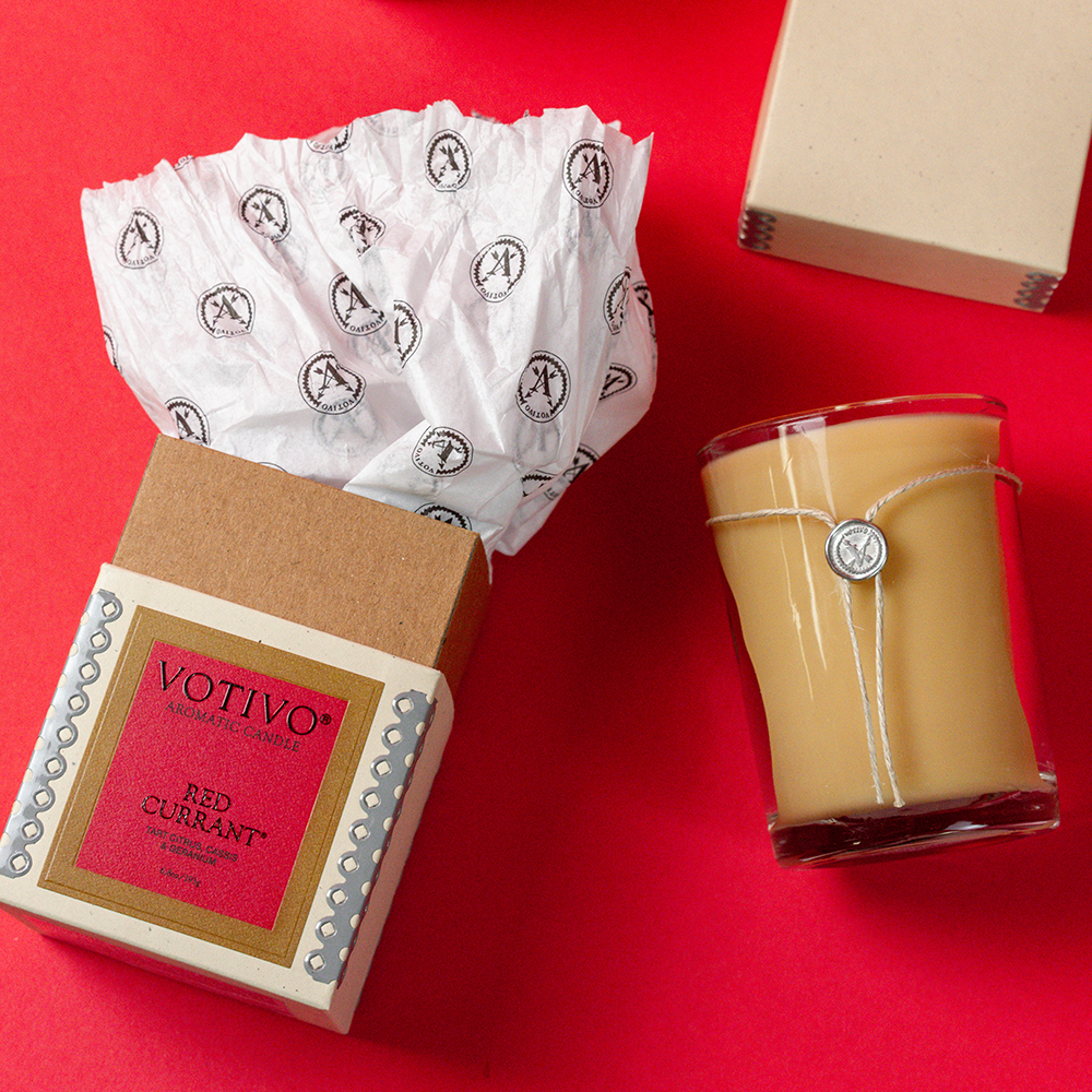 Votivo - Red Currant 6.8 oz Aromatic Candle